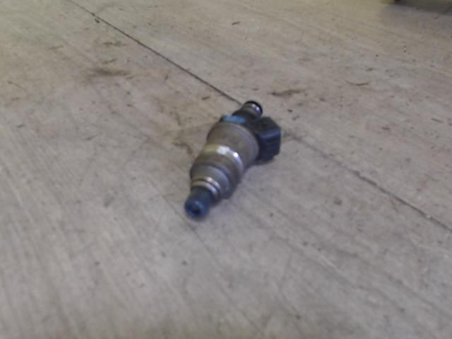 bontott HONDA CIVIC VII Porlasztó (1 db)