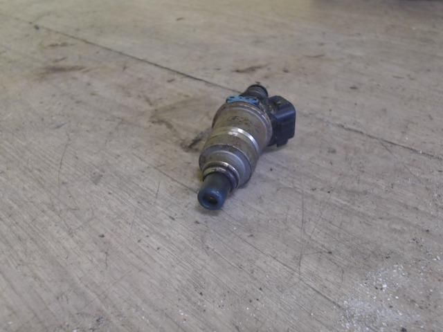 bontott HONDA CIVIC VII Porlasztó (1 db)