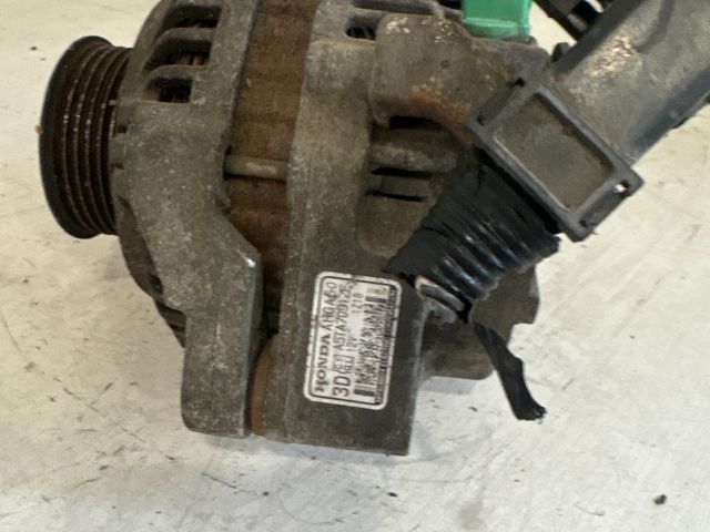 bontott HONDA CIVIC VII Generátor