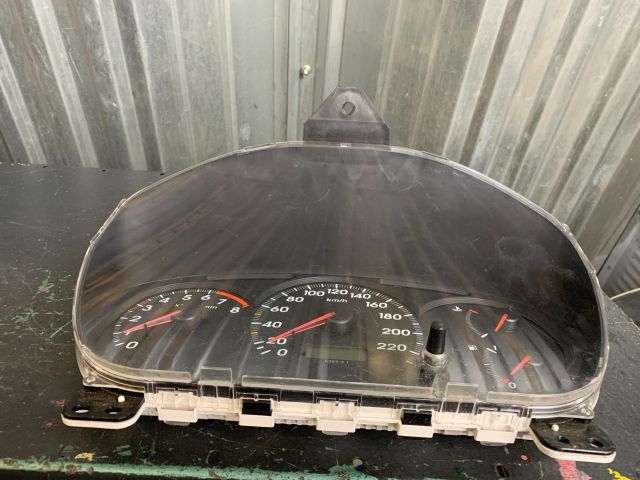 bontott HONDA CIVIC VII Kilométeróra