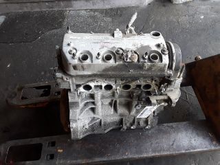 bontott HONDA CIVIC VII Motor (Fűzött blokk hengerfejjel)