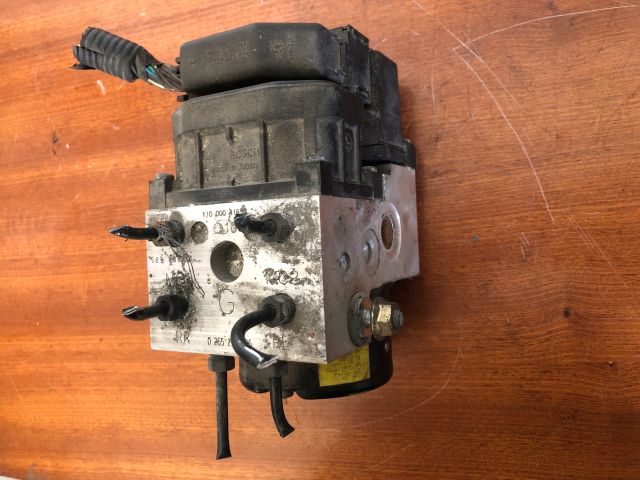 bontott HONDA CIVIC VII ABS Kocka