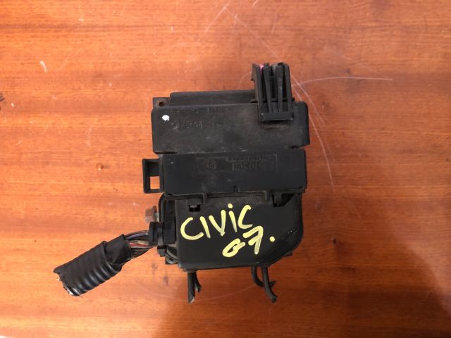 bontott HONDA CIVIC VII ABS Kocka