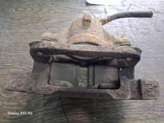 bontott HONDA CIVIC VII Bal első Féknyereg Munkahengerrel