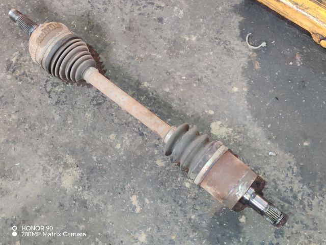 bontott HONDA CIVIC VII Bal Féltengely