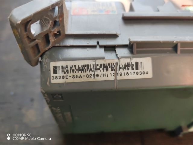 bontott HONDA CIVIC VII Biztosítéktábla Motortér