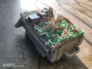 bontott HONDA CIVIC VII Biztosítéktábla Motortér