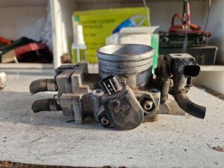 bontott HONDA CIVIC VII Fojtószelep (Mechanikus)