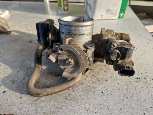 bontott HONDA CIVIC VII Fojtószelep (Mechanikus)