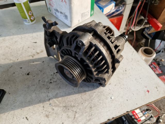 bontott HONDA CIVIC VII Generátor