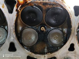 bontott HONDA CIVIC VII Hengerfej