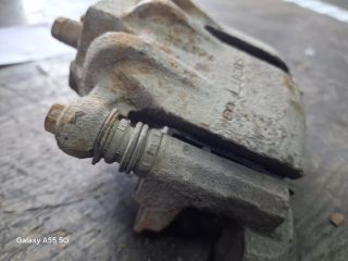 bontott HONDA CIVIC VII Jobb első Féknyereg Munkahengerrel