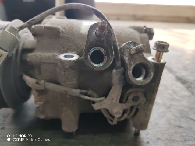 bontott HONDA CIVIC VII Klímakompresszor