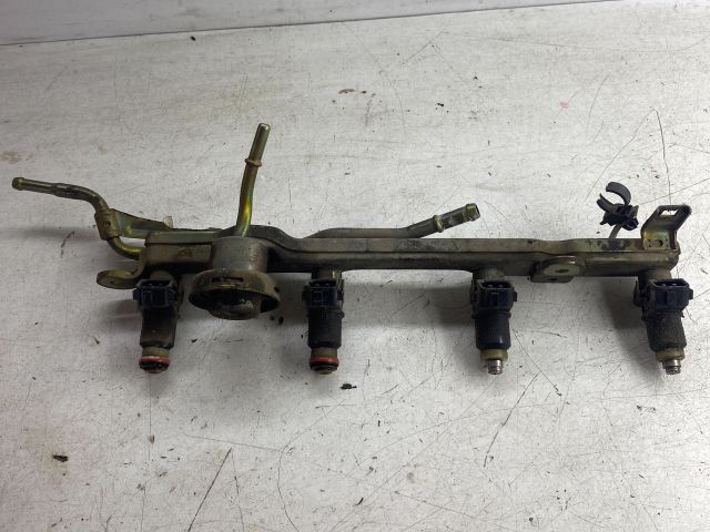 bontott HONDA CIVIC VII Porlasztó Sor / Híd