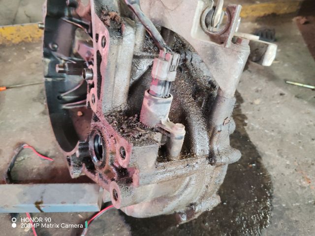 bontott HONDA CIVIC VII Váltó (Mechanikus)