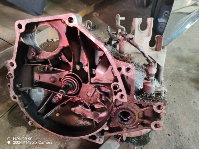 bontott HONDA CIVIC VII Váltó (Mechanikus)