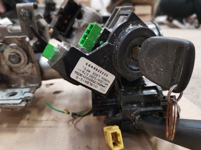 bontott HONDA CIVIC VII Gyújtáskapcsoló