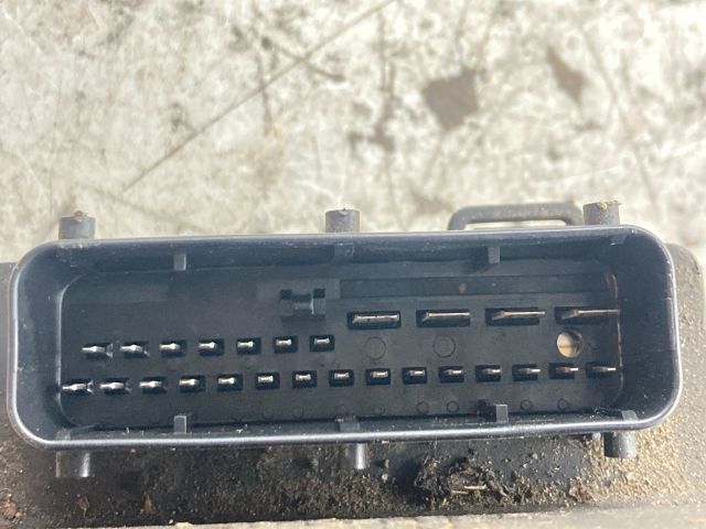 bontott HONDA CIVIC VII ABS Kocka