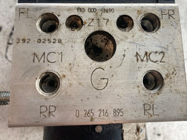 bontott HONDA CIVIC VII ABS Kocka