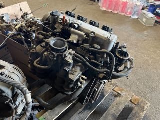 bontott HONDA CIVIC VII Motor (Fűzött blokk hengerfejjel)