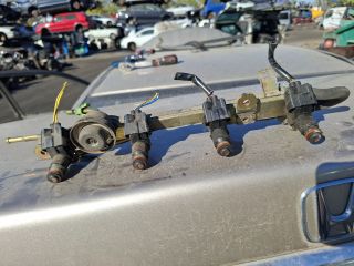 bontott HONDA CIVIC VII Porlasztó Sor / Híd