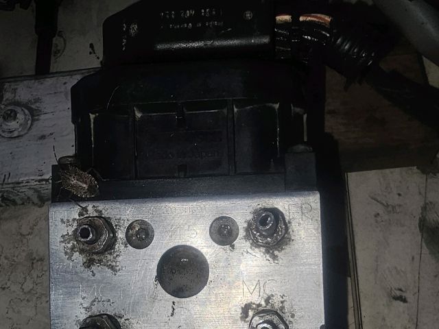 bontott HONDA CIVIC VII ABS Kocka