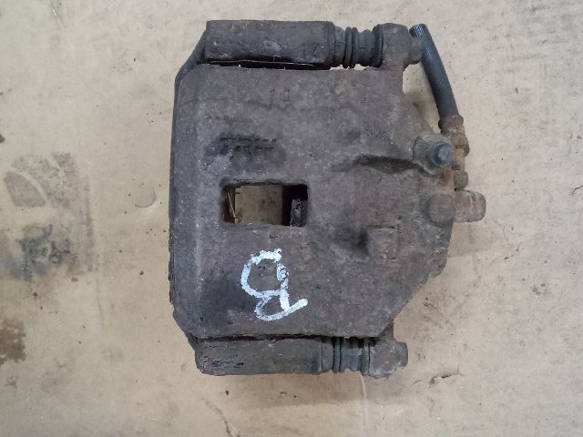 bontott HONDA CIVIC VII Bal első Féknyereg Munkahengerrel