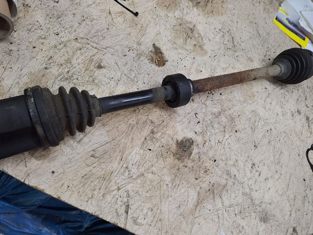 bontott HONDA CIVIC VII Jobb Féltengely