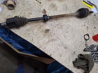 bontott HONDA CIVIC VII Jobb Féltengely