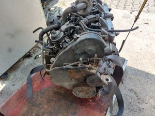 bontott HONDA CIVIC VII Motor (Fűzött blokk hengerfejjel)