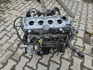 bontott HONDA CIVIC VII Motor (Fűzött blokk hengerfejjel)