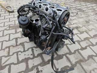 bontott HONDA CIVIC VII Motor (Fűzött blokk hengerfejjel)