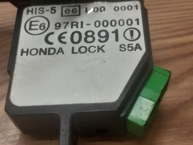 bontott HONDA CIVIC VII Motorvezérlő