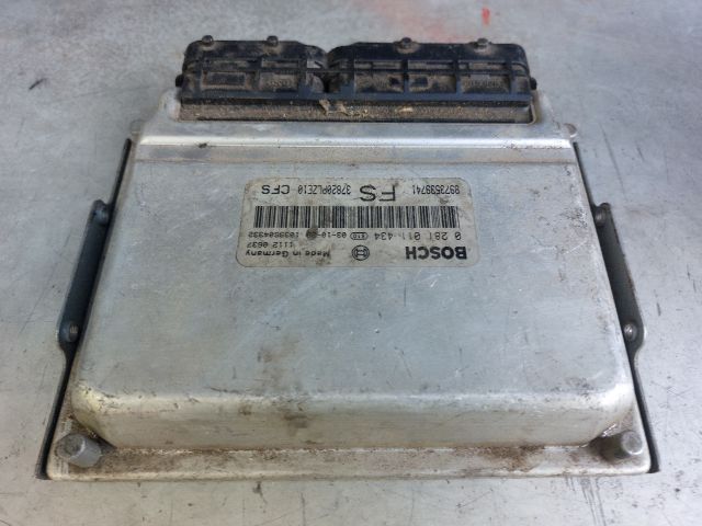 bontott HONDA CIVIC VII Motorvezérlő