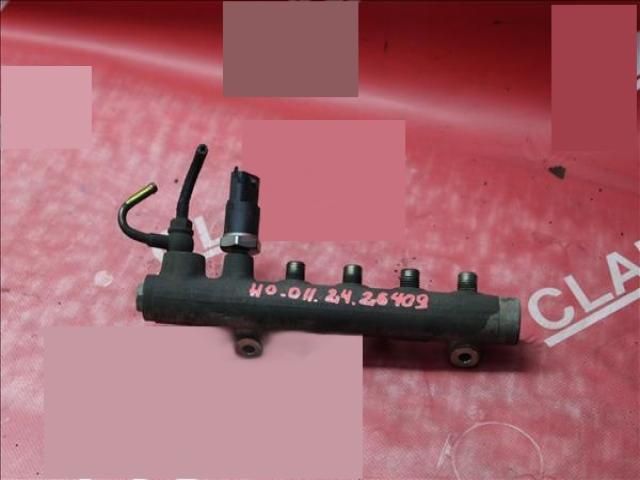 bontott HONDA CIVIC VII Porlasztó Sor / Híd