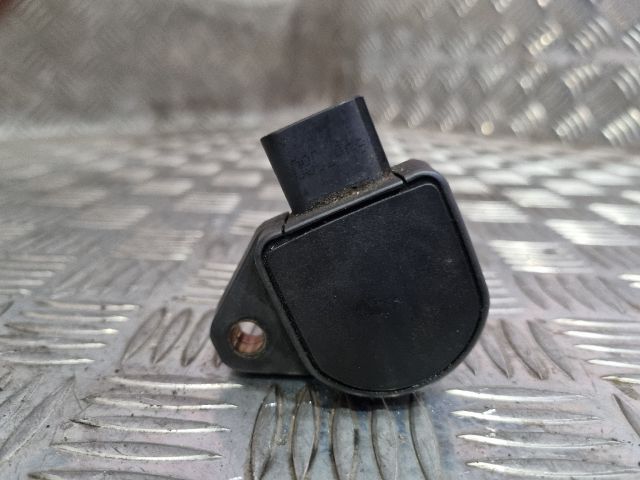 bontott HONDA CIVIC VII Gyújtótrafó