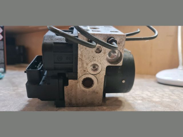 bontott HONDA CIVIC VII ABS Kocka