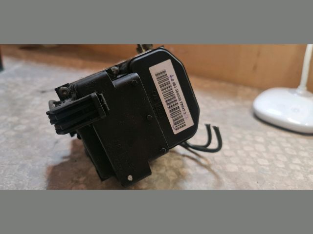 bontott HONDA CIVIC VII ABS Kocka