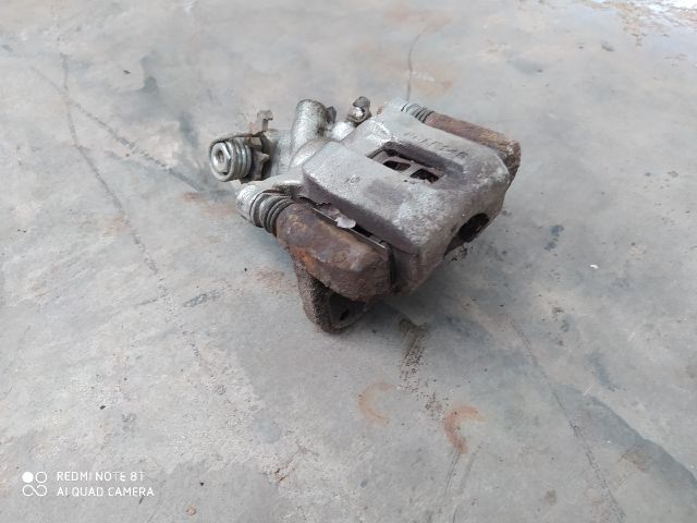 bontott HONDA CIVIC VII Jobb hátsó Féknyereg Munkahengerrel