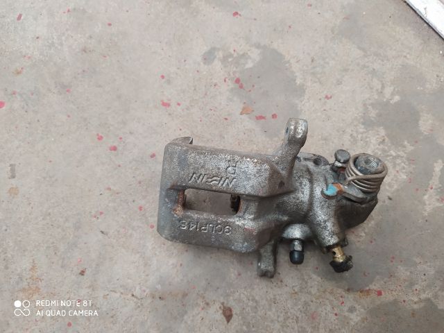 bontott HONDA CIVIC VII Jobb hátsó Féknyereg Munkahengerrel