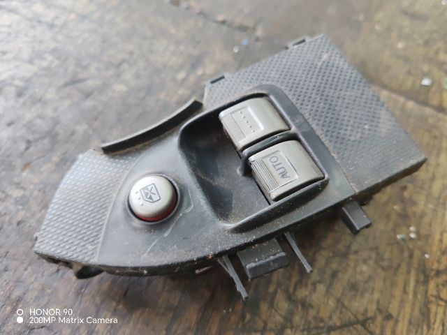 bontott HONDA CIVIC VII Bal első Ablakemelő Kapcsoló