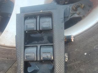 bontott HONDA CIVIC VII Bal első Ablakemelő Kapcsoló