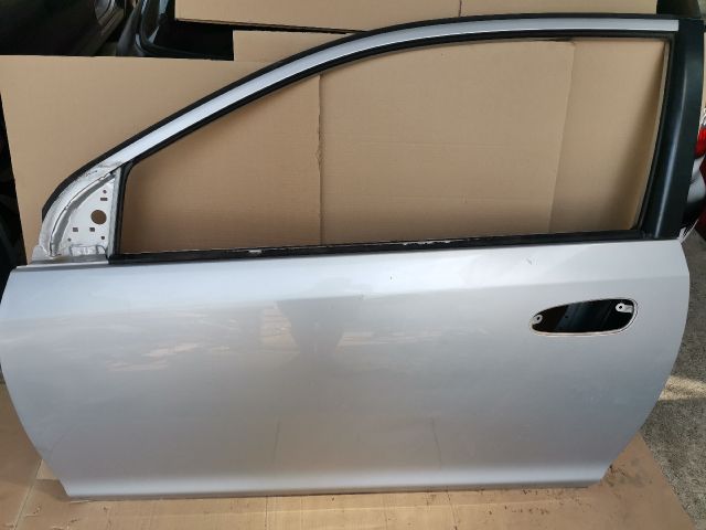 bontott HONDA CIVIC VII Bal első Ajtó (Részeivel)