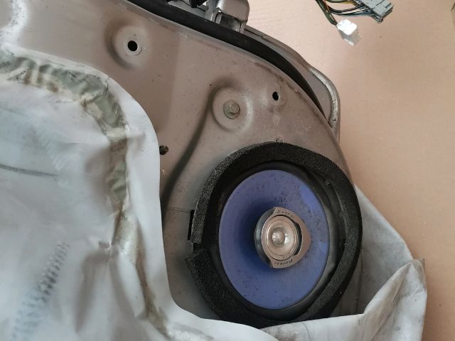 bontott HONDA CIVIC VII Bal első Ajtó (Részeivel)