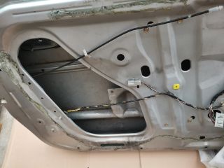 bontott HONDA CIVIC VII Bal első Ajtó (Részeivel)