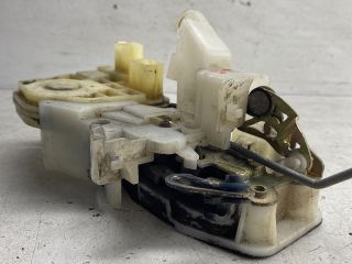 bontott HONDA CIVIC VII Bal első Ajtózár