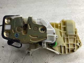 bontott HONDA CIVIC VII Bal első Ajtózár