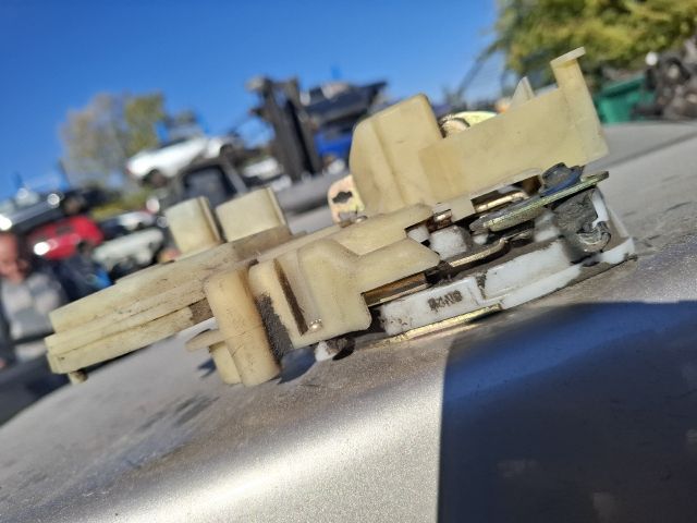 bontott HONDA CIVIC VII Bal első Ajtózár