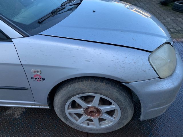 bontott HONDA CIVIC VII Bal hátsó Ajtó (Részeivel)