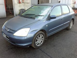 bontott HONDA CIVIC VII Bal hátsó Ajtó (Részeivel)